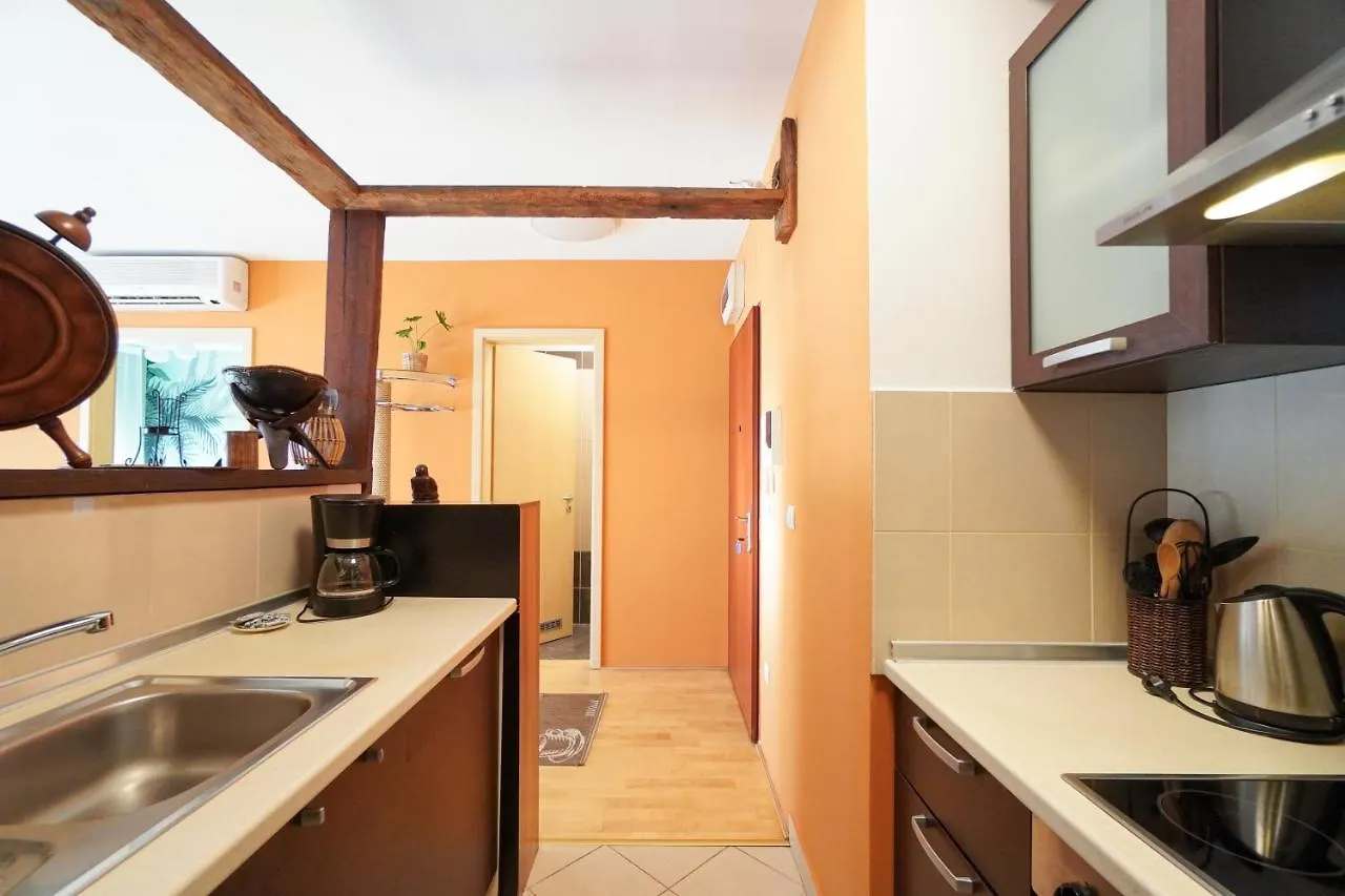 Gozsdu Downtown Apartment Budapest