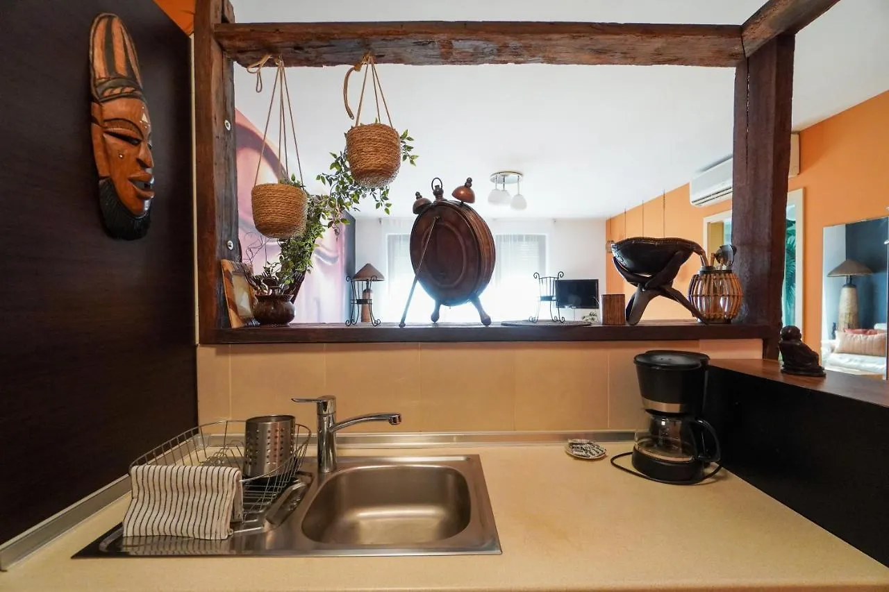 Gozsdu Downtown Apartment Budapest