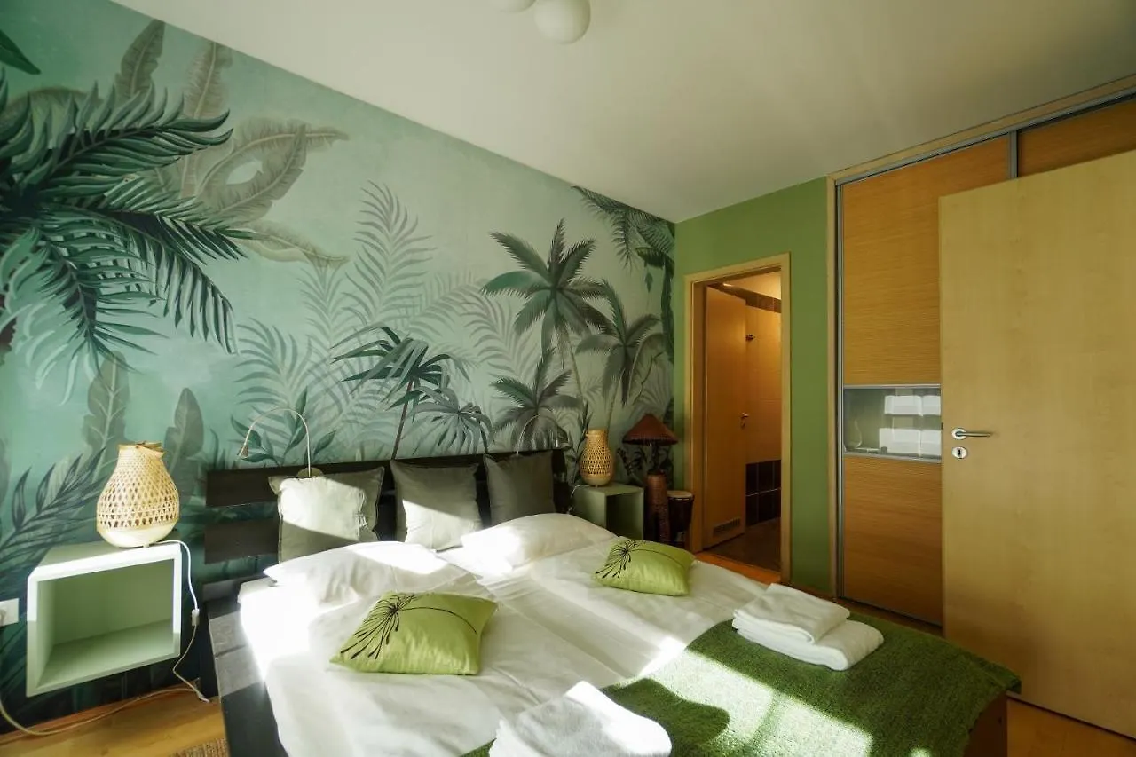 Gozsdu Downtown Apartment Budapest